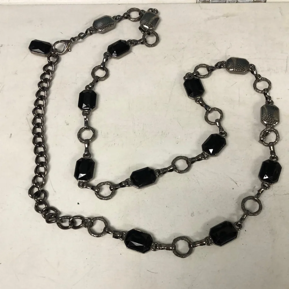 Pewter‎ chain belt with black stones 34-38”